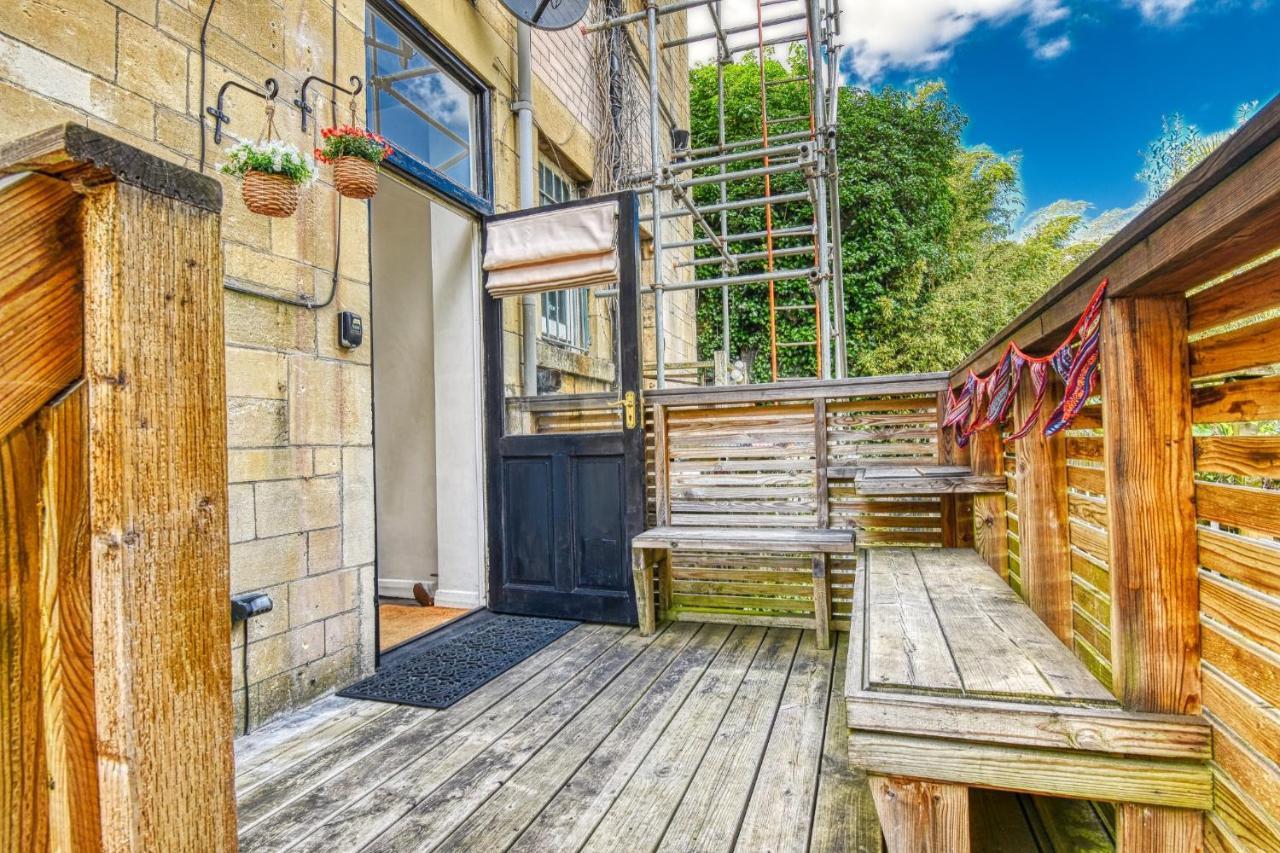 2 Bedroom Apartment In Bath City Centre With Garden & Free Parking Eksteriør bilde