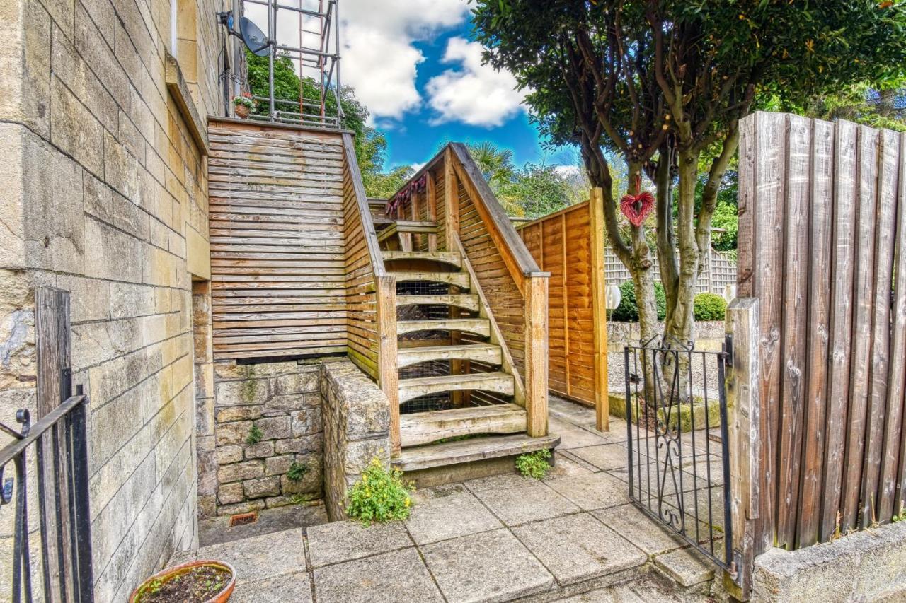 2 Bedroom Apartment In Bath City Centre With Garden & Free Parking Eksteriør bilde
