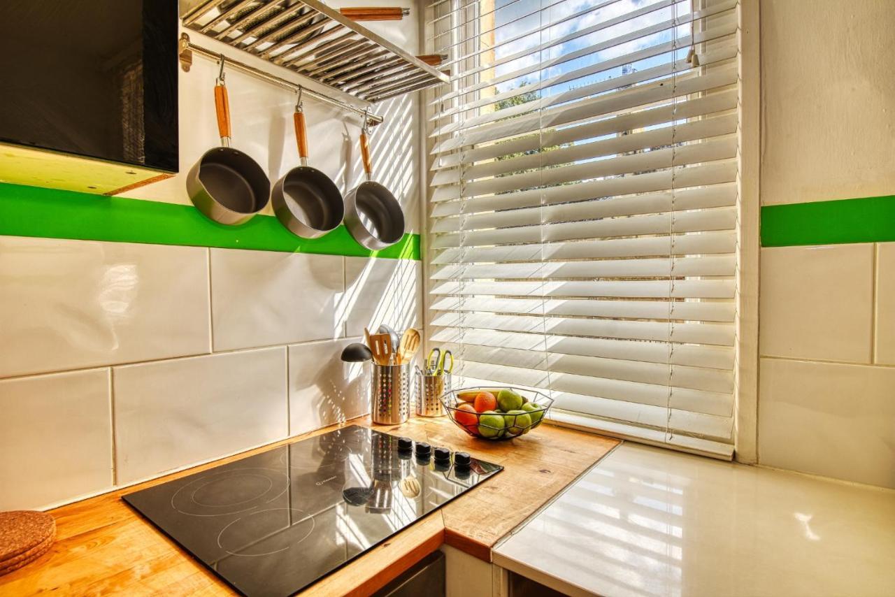 2 Bedroom Apartment In Bath City Centre With Garden & Free Parking Eksteriør bilde
